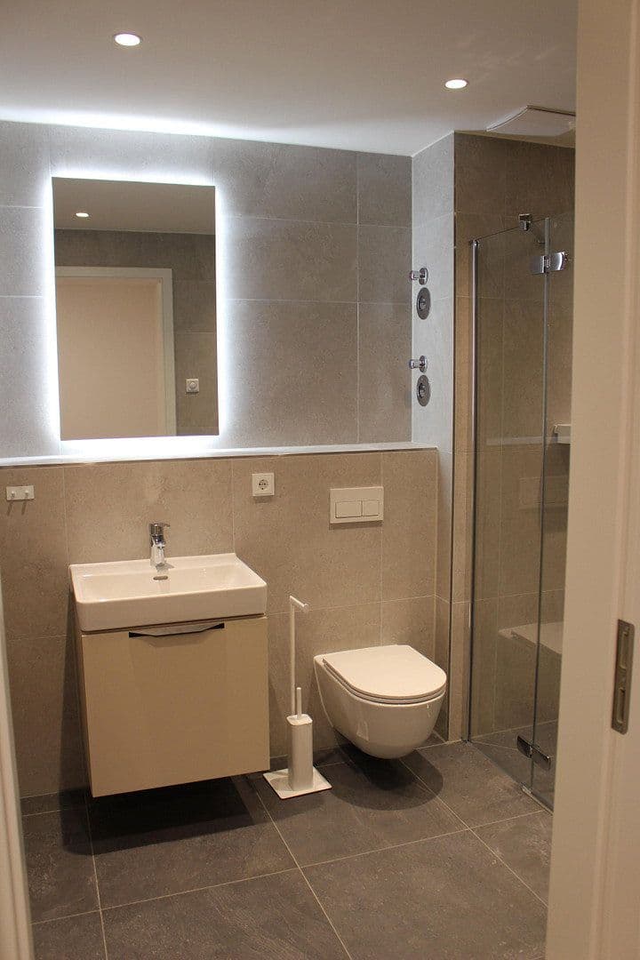 Pronájem bytu 2+1 68 m², Leipziger Str. 35 D, Dresden, Sasko Pronájem bytu 2+1 68 m², Leipziger Str. 35 D, Dresden, Sasko