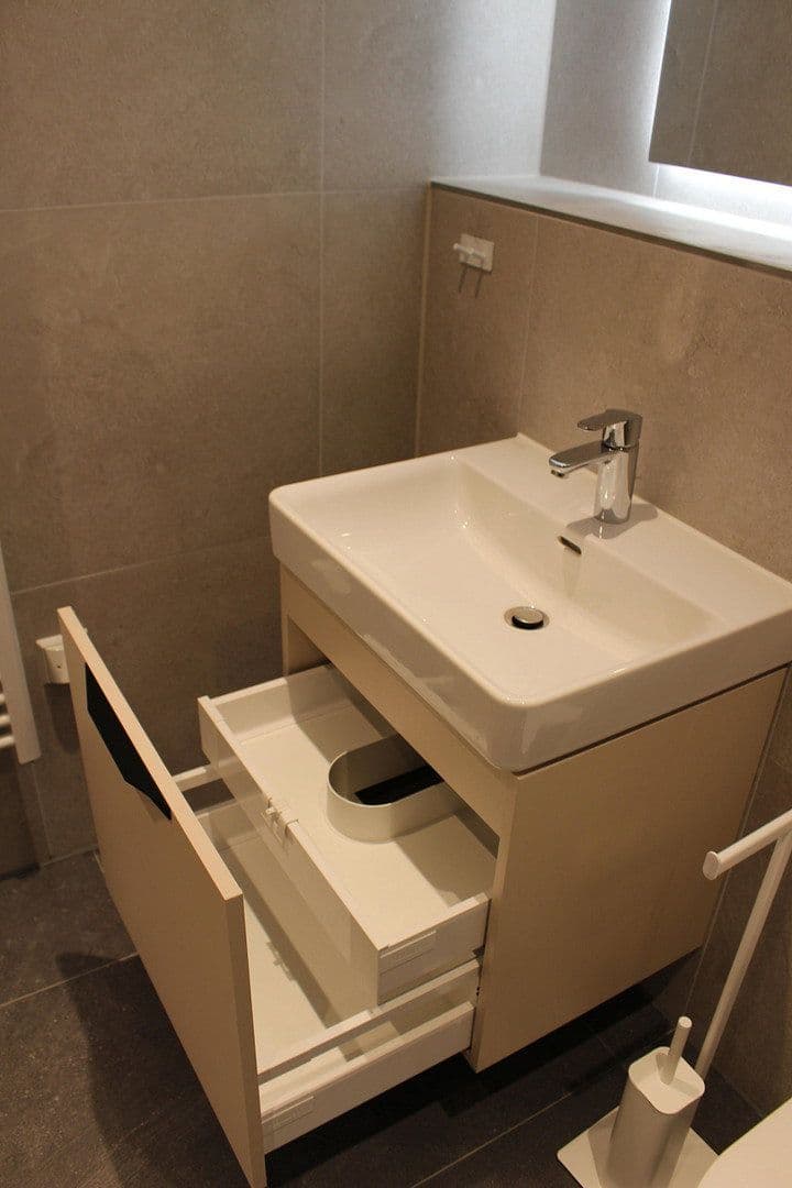Pronájem bytu 2+1 68 m², Leipziger Str. 35 D, Dresden, Sasko Pronájem bytu 2+1 68 m², Leipziger Str. 35 D, Dresden, Sasko