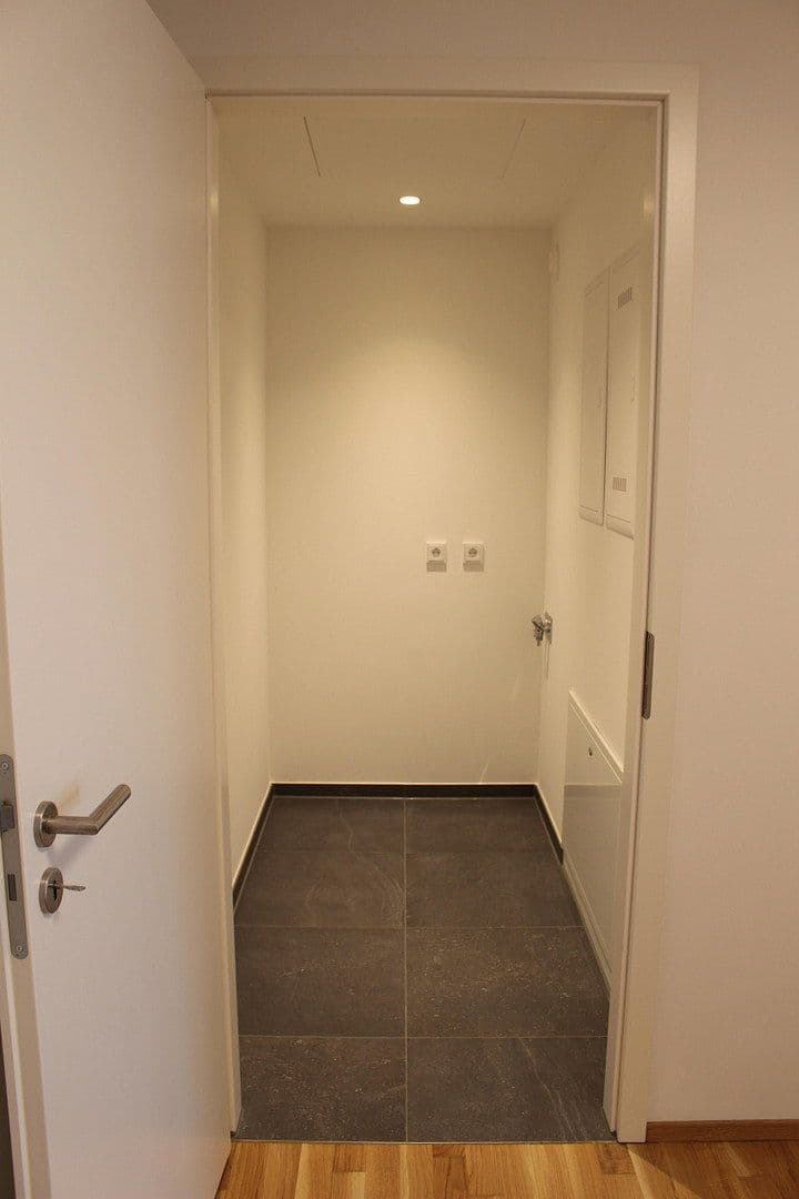 Pronájem bytu 2+1 68 m², Leipziger Str. 35 D, Dresden, Sasko Pronájem bytu 2+1 68 m², Leipziger Str. 35 D, Dresden, Sasko
