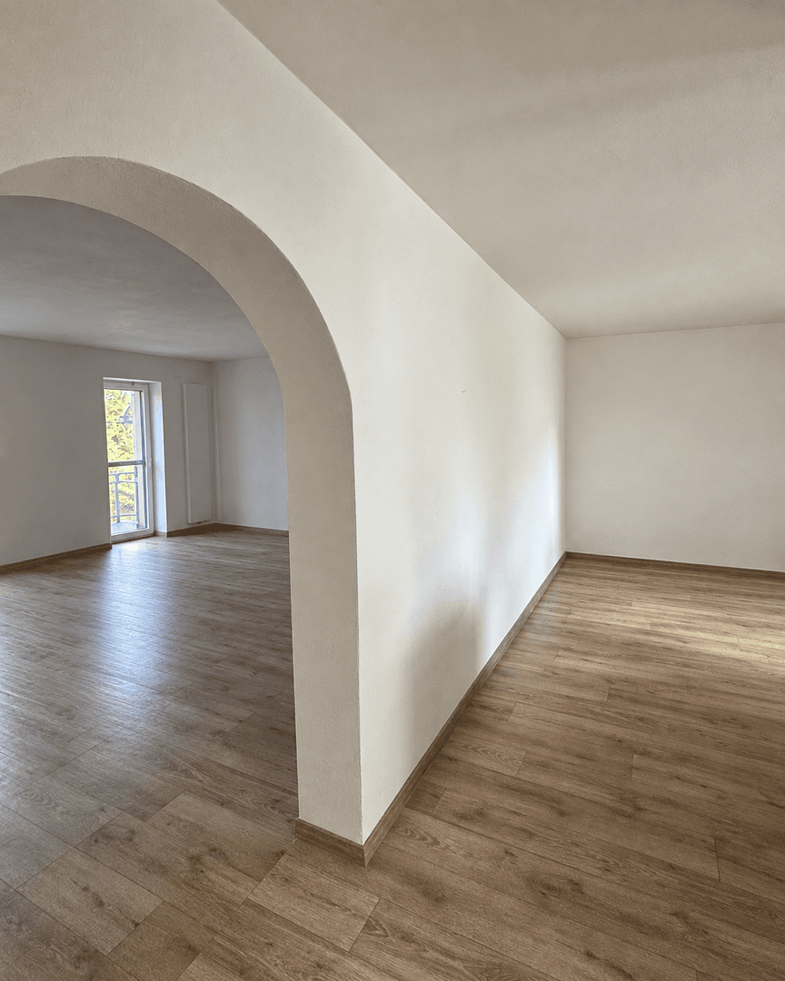 Pronájem bytu 4+1 135 m², Rudolfstraße 8, Chemnitz, Sasko Pronájem bytu 4+1 135 m², Rudolfstraße 8, Chemnitz, Sasko