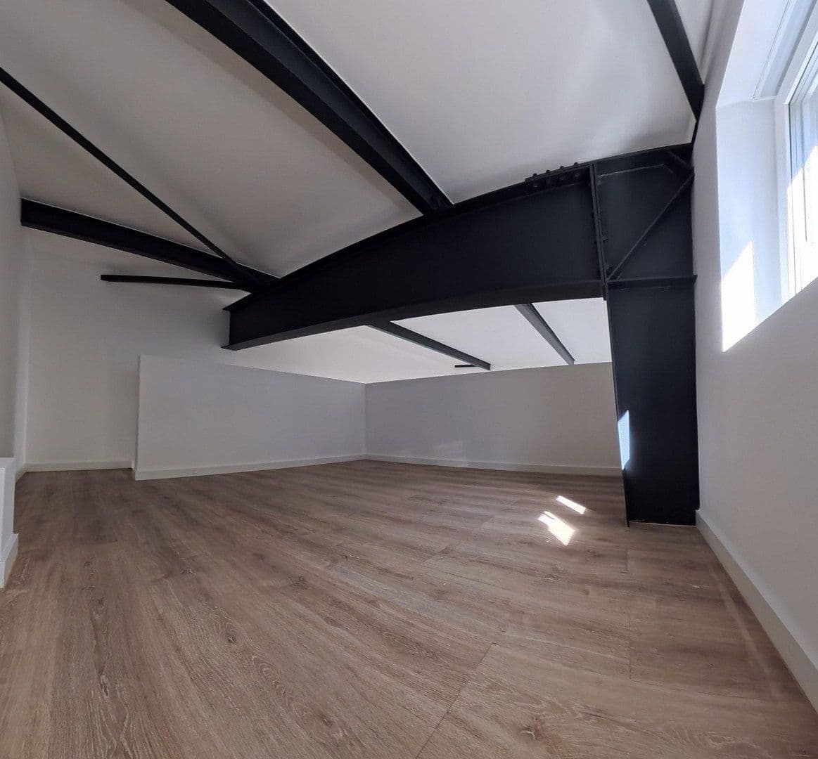 Pronájem bytu 2+1 49 m², Düren, Severní Porýní-Vestfálsko Pronájem bytu 2+1 49 m², Düren, Severní Porýní-Vestfálsko