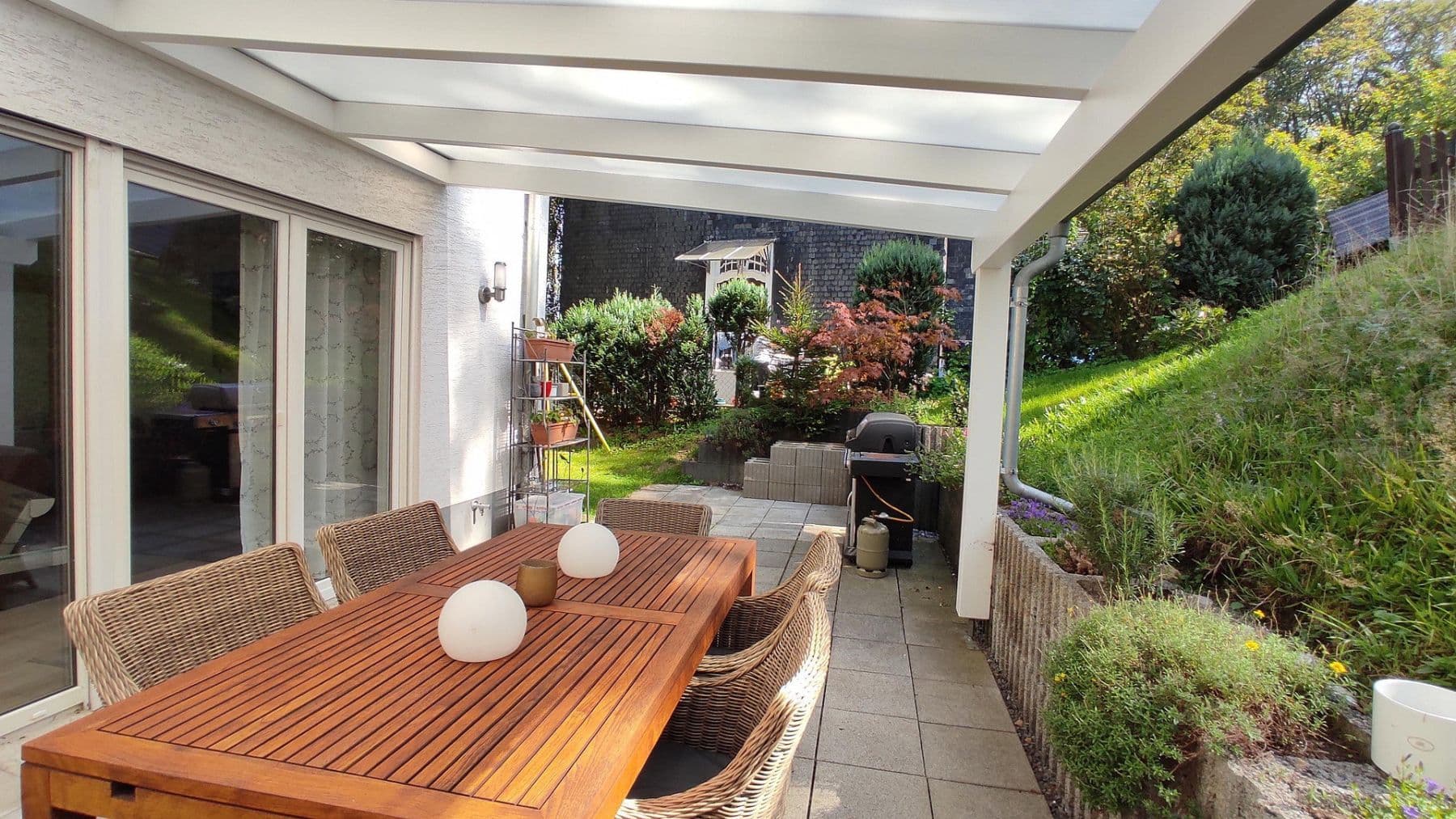 Prodej domu 157 m², pozemek 470 m², Ronsdorfer Str. 12a, Remscheid-Hasten, Severní Porýní-Vestfálsko Prodej domu 157 m², pozemek 470 m², Ronsdorfer Str. 12a, Remscheid-Hasten, Severní Porýní-Vestfálsko