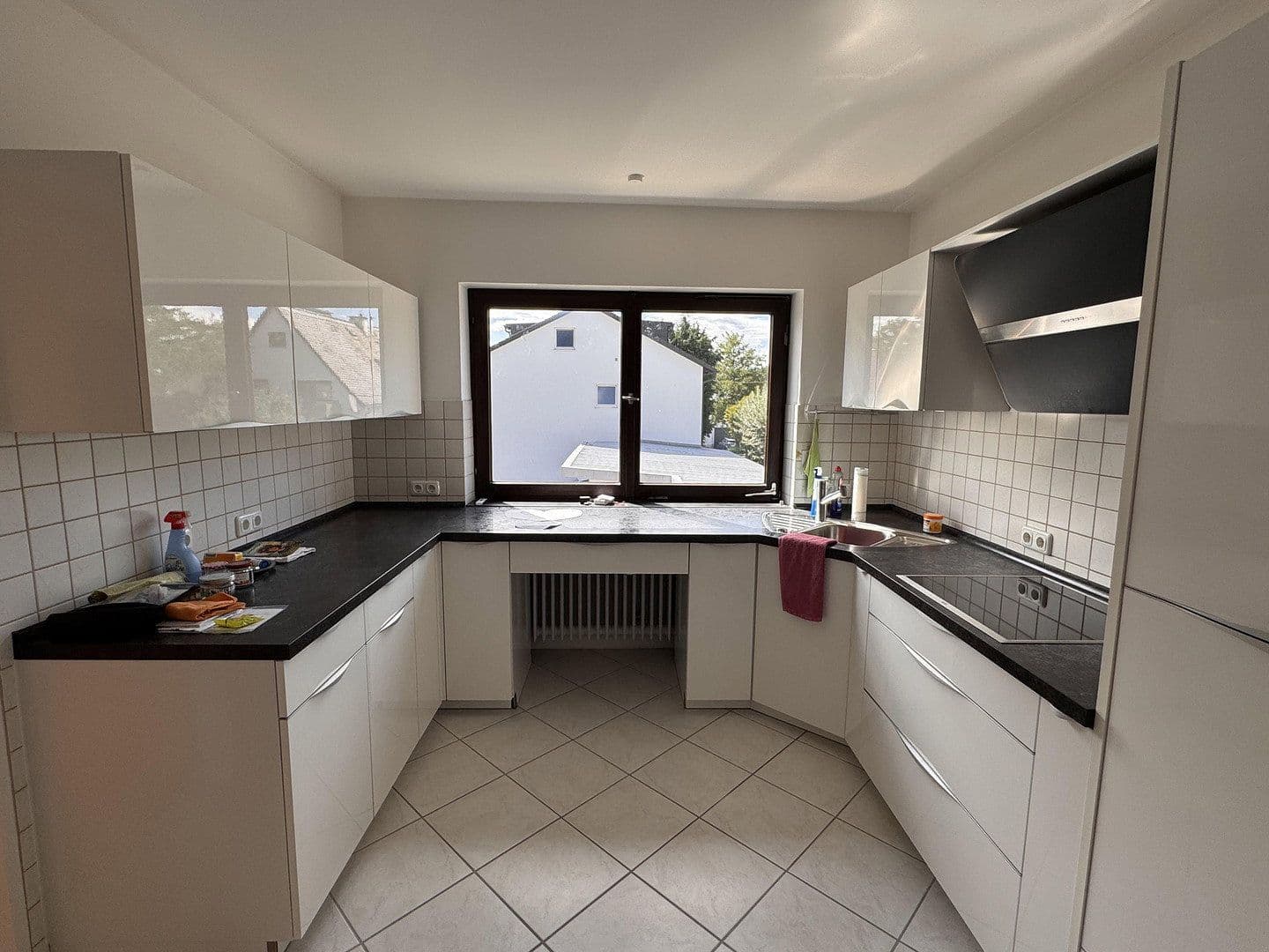 Pronájem bytu 3+1 100 m², Gröbenzell, Bavorsko Pronájem bytu 3+1 100 m², Gröbenzell, Bavorsko