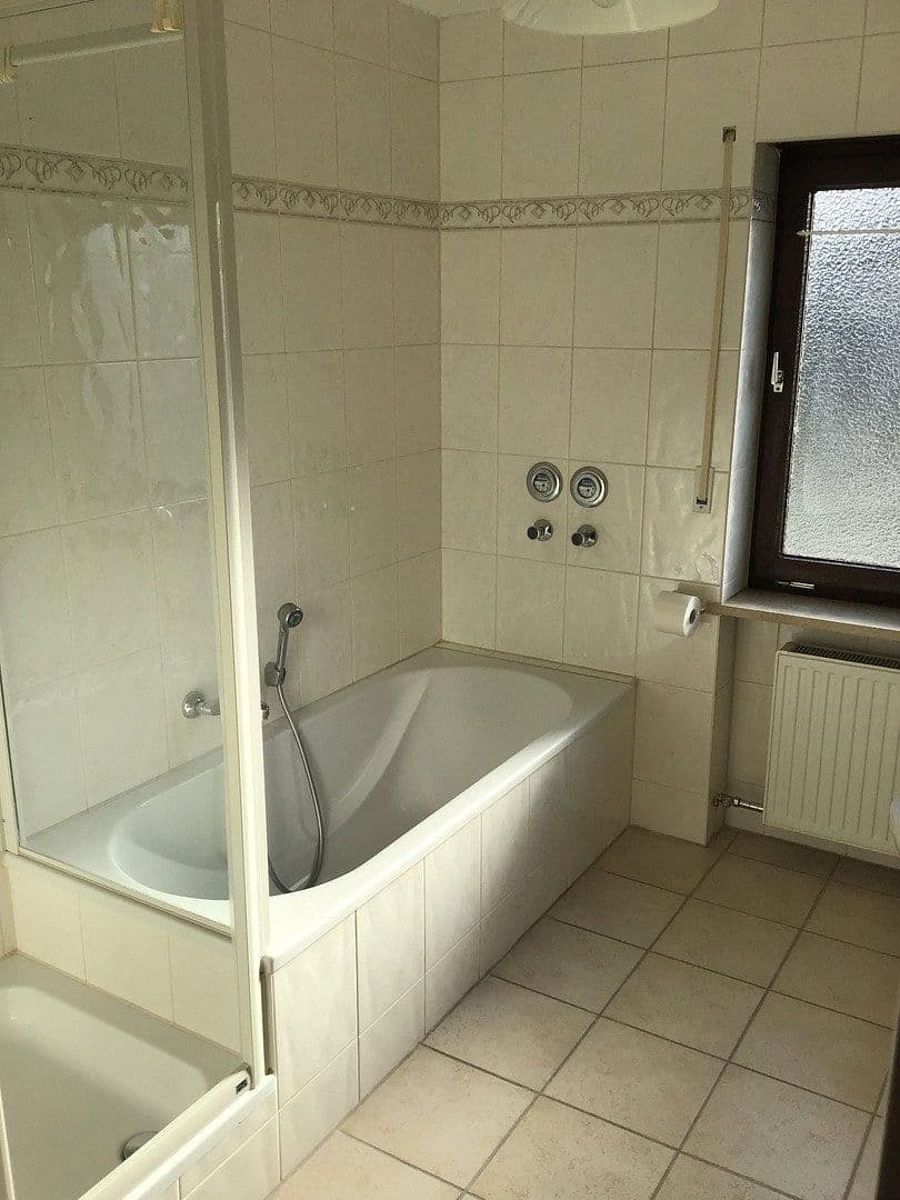 Pronájem bytu 3+1 100 m², Gröbenzell, Bavorsko Pronájem bytu 3+1 100 m², Gröbenzell, Bavorsko