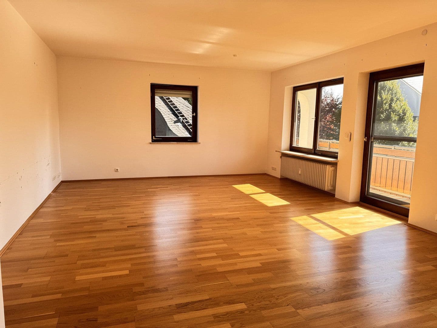 Pronájem bytu 3+1 100 m², Gröbenzell, Bavorsko Pronájem bytu 3+1 100 m², Gröbenzell, Bavorsko