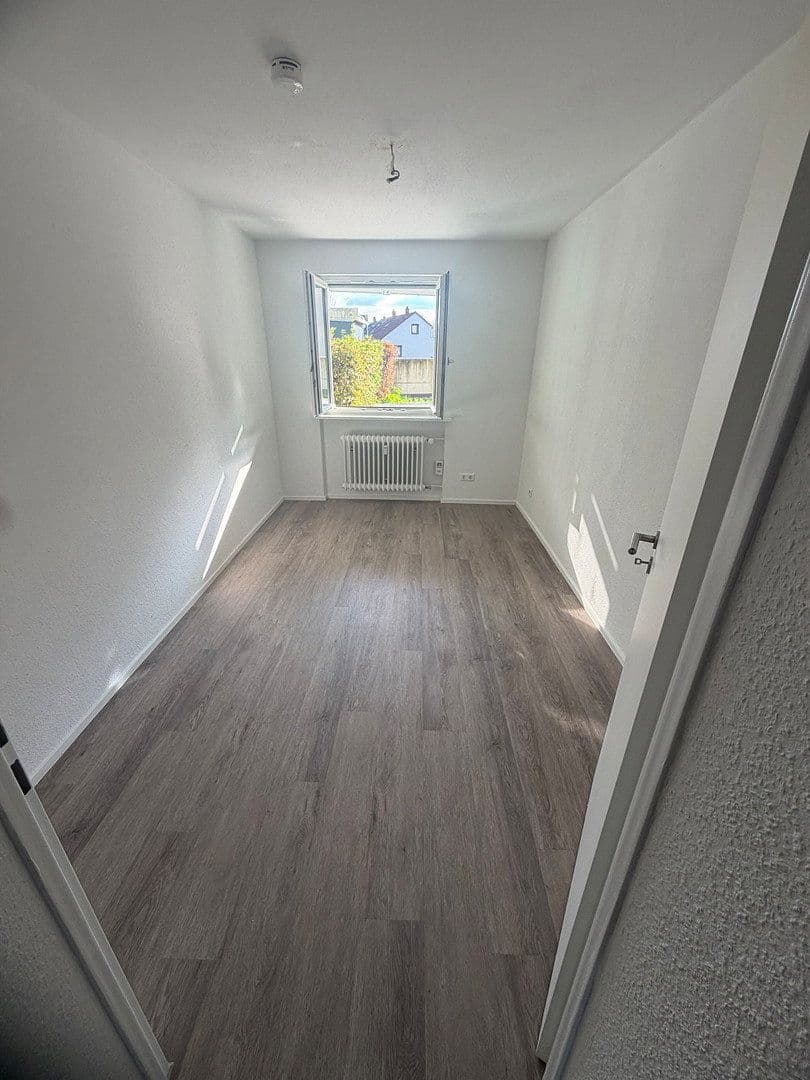 Prodej bytu 4+1 102 m², Leibnizweg 5, Lörrach, Bádensko-Württembersko Prodej bytu 4+1 102 m², Leibnizweg 5, Lörrach, Bádensko-Württembersko