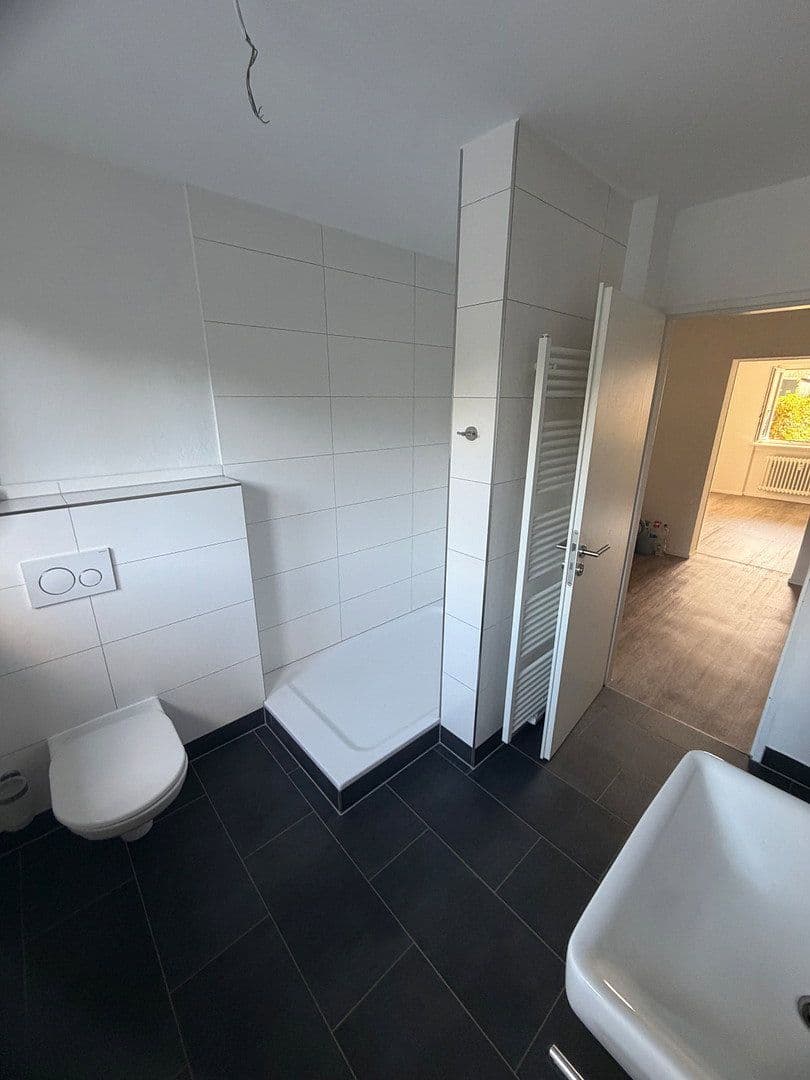 Prodej bytu 4+1 102 m², Leibnizweg 5, Lörrach, Bádensko-Württembersko Prodej bytu 4+1 102 m², Leibnizweg 5, Lörrach, Bádensko-Württembersko