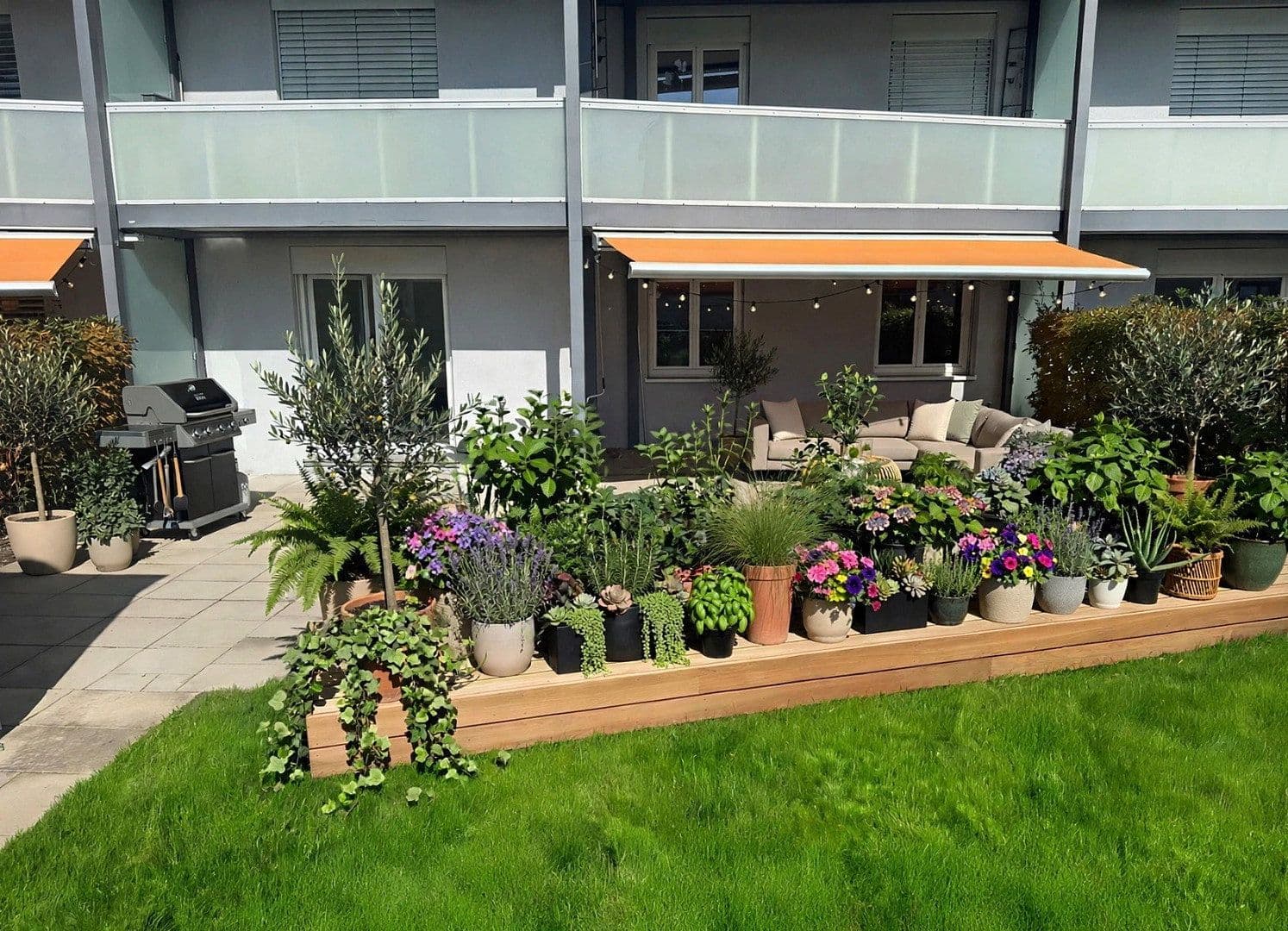 Prodej bytu 4+1 102 m², Leibnizweg 5, Lörrach, Bádensko-Württembersko Prodej bytu 4+1 102 m², Leibnizweg 5, Lörrach, Bádensko-Württembersko
