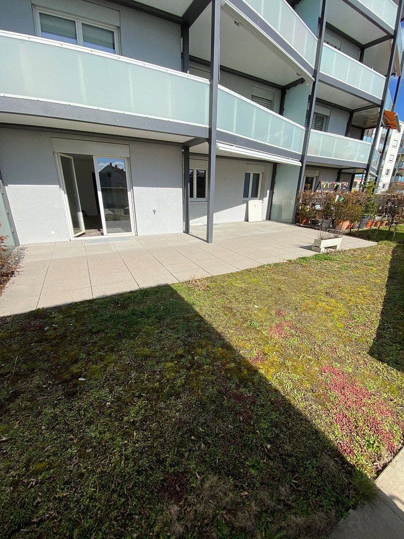 Prodej bytu 4+1 102 m², Leibnizweg 5, Lörrach, Bádensko-Württembersko Prodej bytu 4+1 102 m², Leibnizweg 5, Lörrach, Bádensko-Württembersko