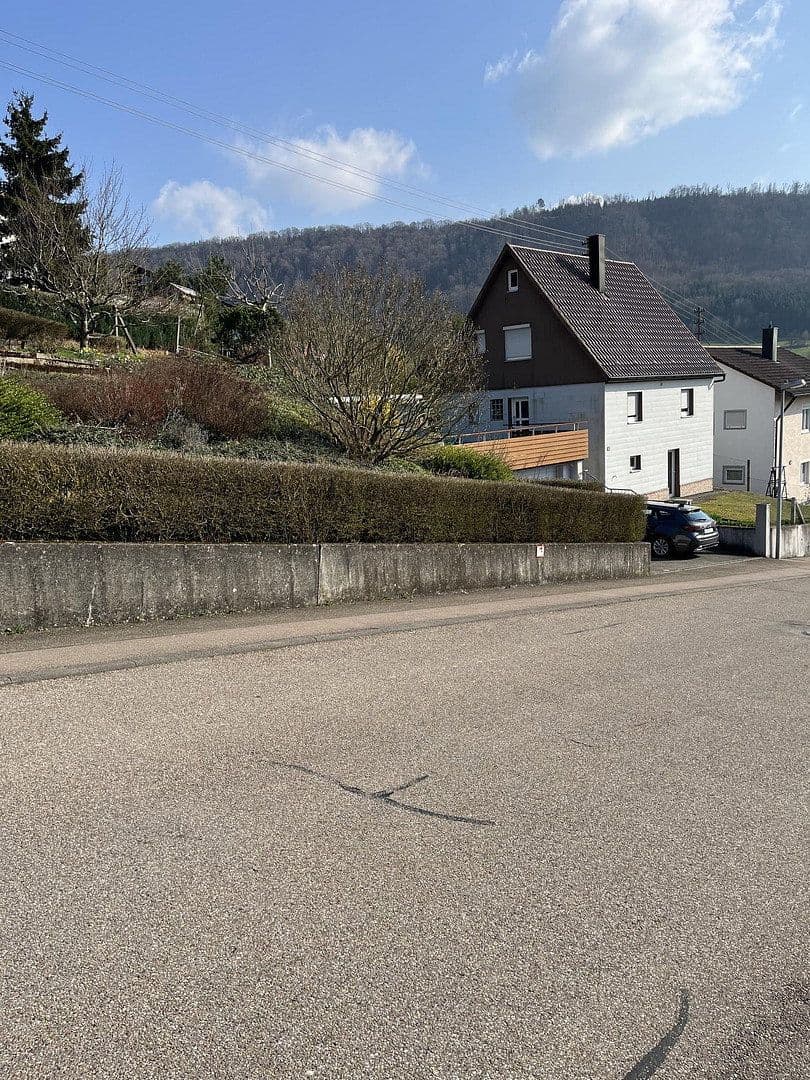 Prodej domu 120 m², pozemek 824 m², Lauterstein, Bádensko-Württembersko Prodej domu 120 m², pozemek 824 m², Lauterstein, Bádensko-Württembersko