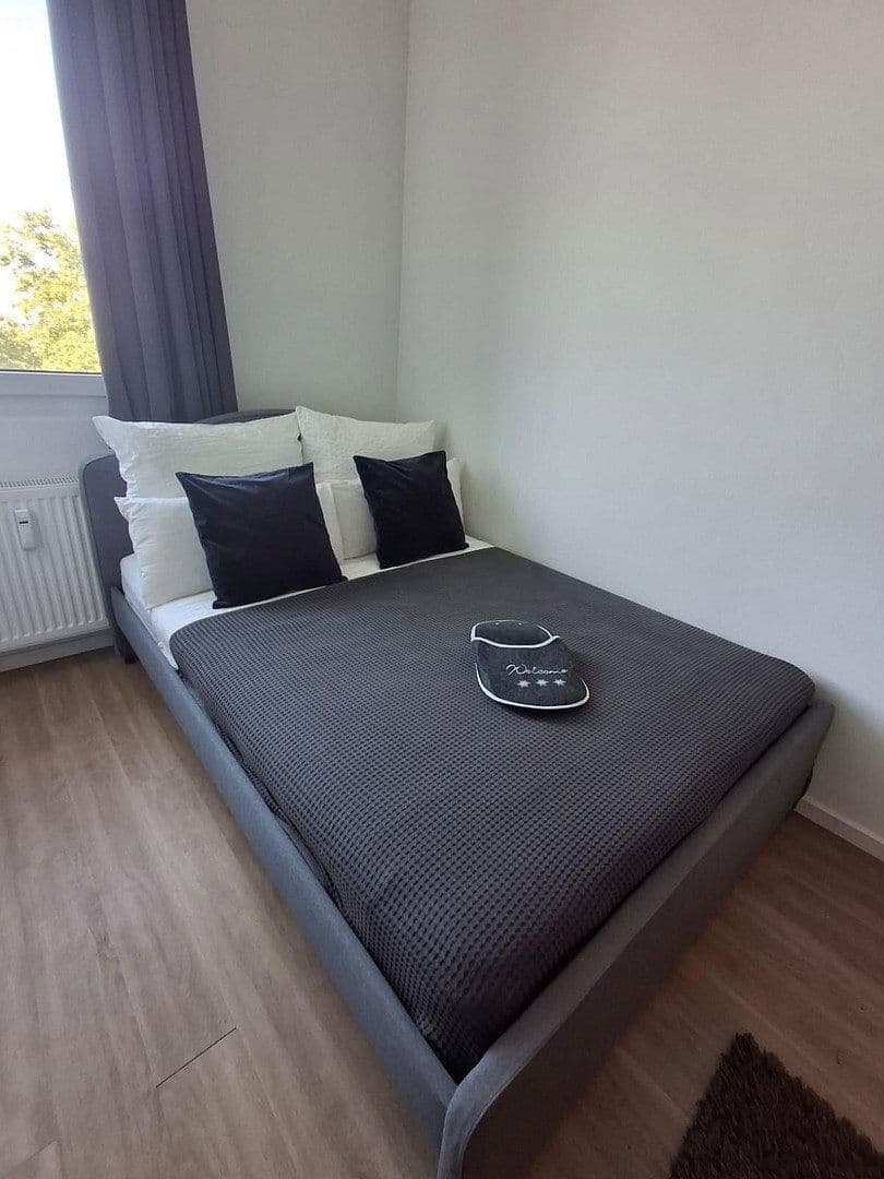 Pronájem bytu 1+1 18 m², Landsberger Str. 478, München/Pasing, Bavorsko Pronájem bytu 1+1 18 m², Landsberger Str. 478, München/Pasing, Bavorsko