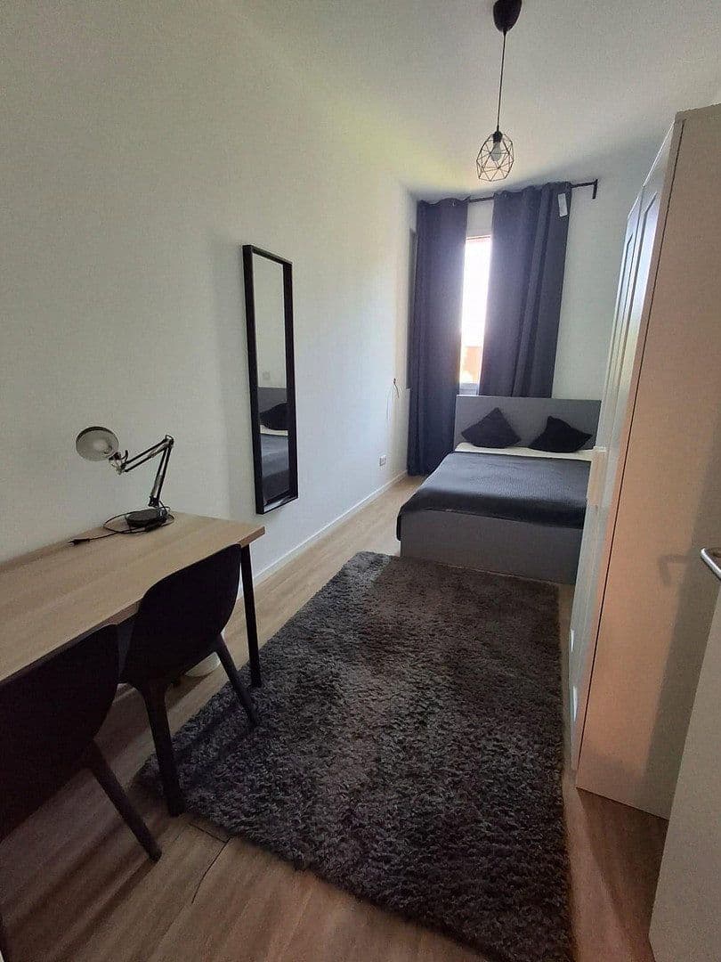 Pronájem bytu 1+1 18 m², Landsberger Str. 478, München/Pasing, Bavorsko Pronájem bytu 1+1 18 m², Landsberger Str. 478, München/Pasing, Bavorsko