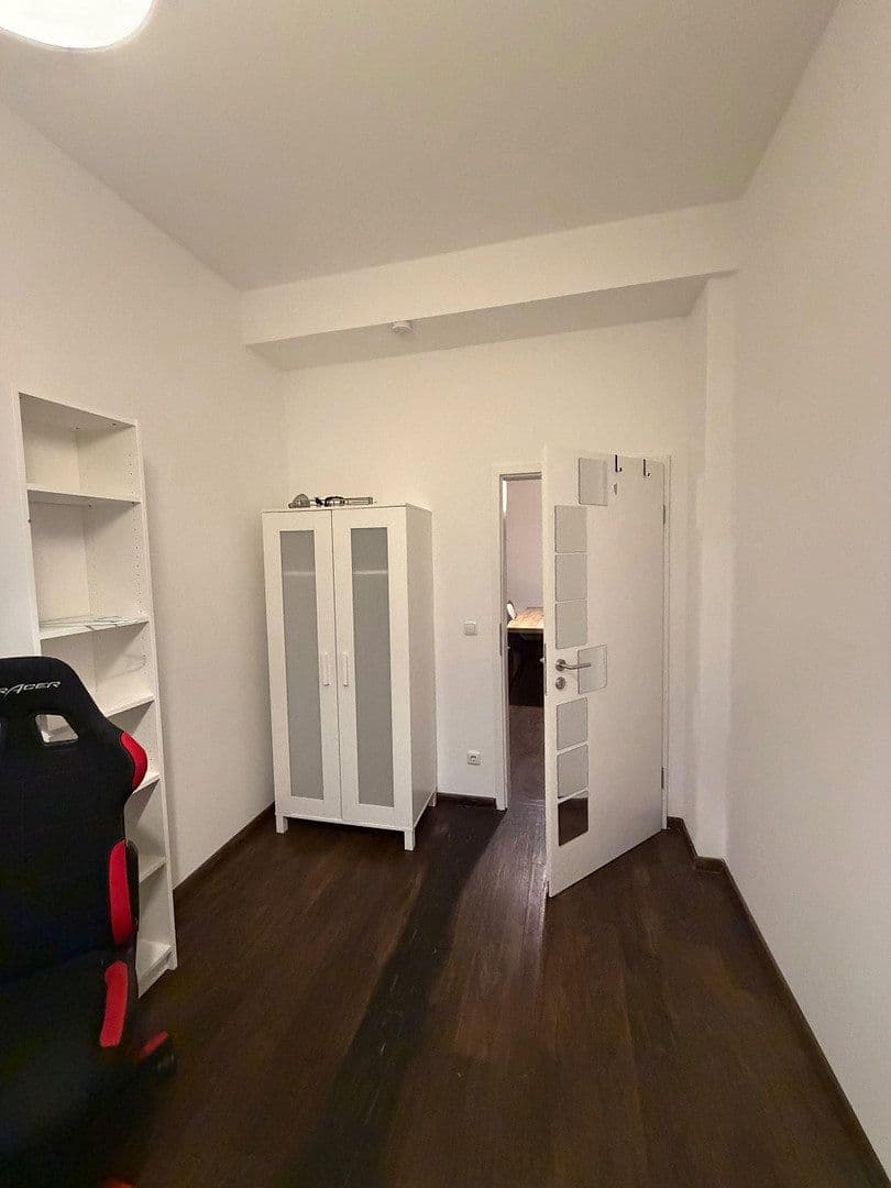 Pronájem bytu 1+1 18 m², Landsberger Str. 478, München/Pasing, Bavorsko Pronájem bytu 1+1 18 m², Landsberger Str. 478, München/Pasing, Bavorsko