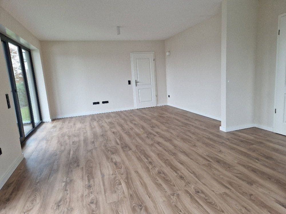 Pronájem bytu 3+1 84 m², Windeck, Severní Porýní-Vestfálsko Pronájem bytu 3+1 84 m², Windeck, Severní Porýní-Vestfálsko