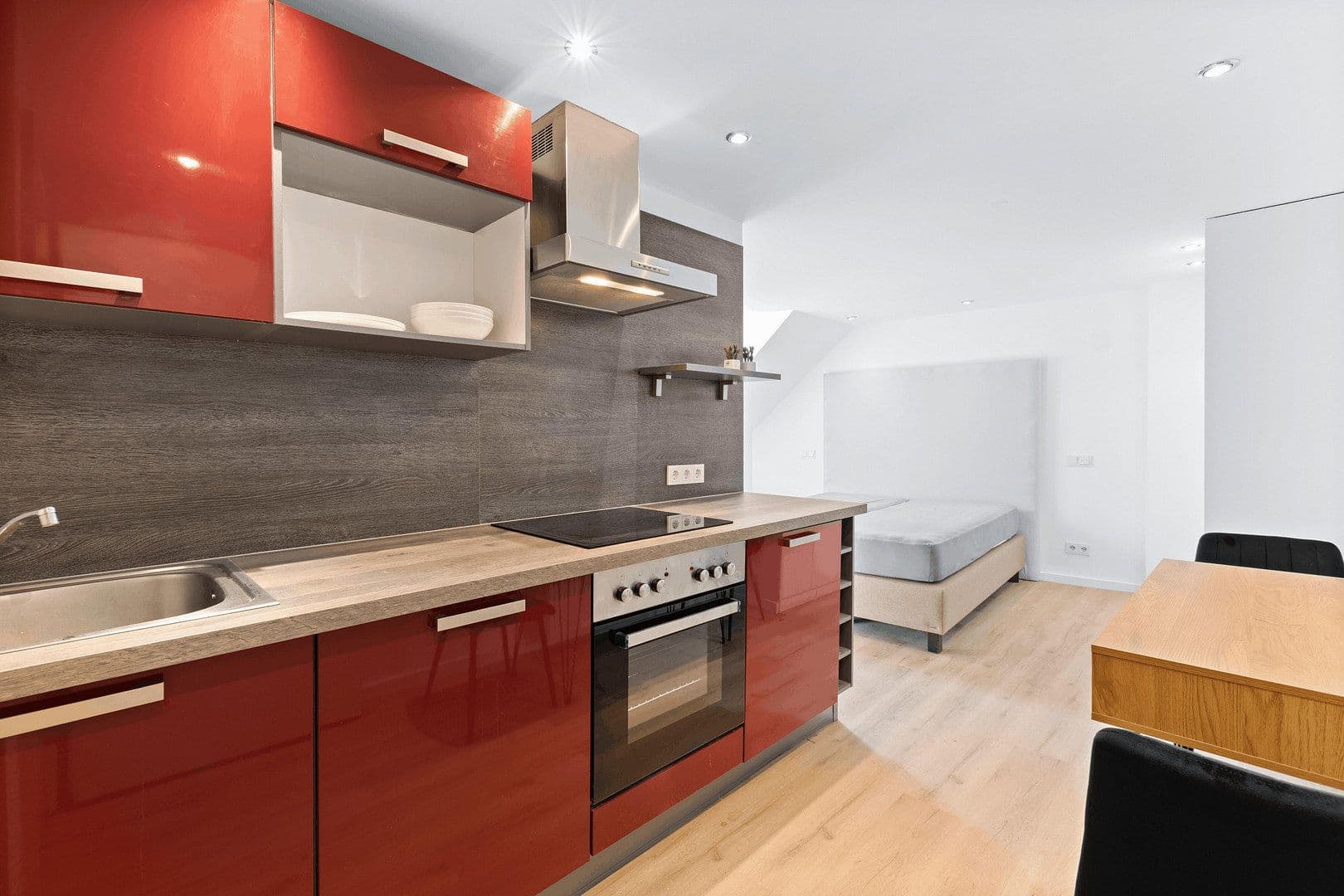 Pronájem bytu 1+1 25 m², Öserstraße 13, Frankfurt, Hessen Pronájem bytu 1+1 25 m², Öserstraße 13, Frankfurt, Hessen