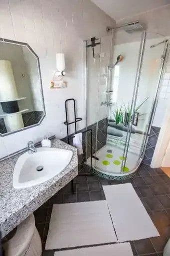 Prodej domu 207 m², pozemek 550 m², Wachtberg, Severní Porýní-Vestfálsko Prodej domu 207 m², pozemek 550 m², Wachtberg, Severní Porýní-Vestfálsko