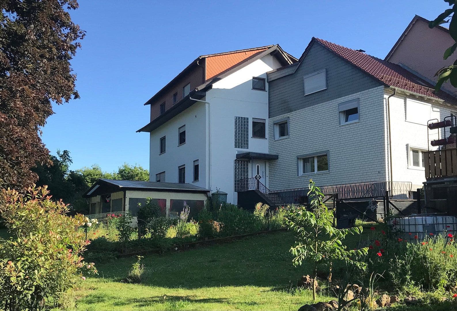 Prodej domu 400 m², pozemek 1.980 m², Vogelsbergstrasse, 48, Ulrichstein, Hessen Prodej domu 400 m², pozemek 1.980 m², Vogelsbergstrasse, 48, Ulrichstein, Hessen