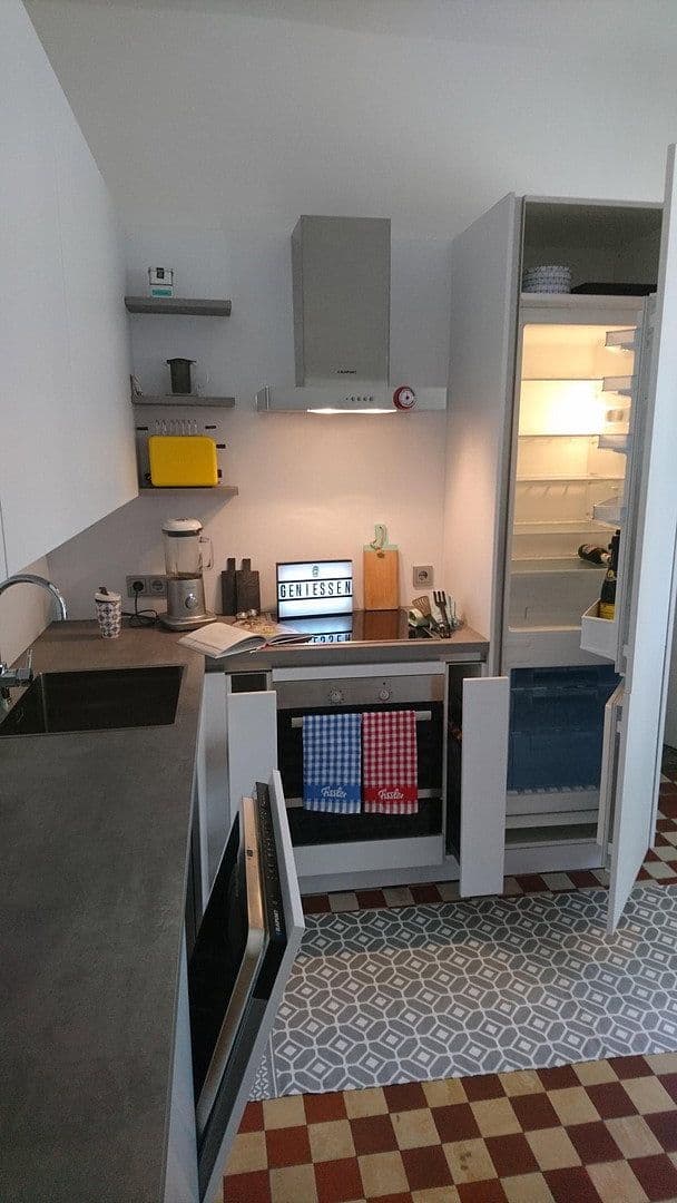 Pronájem bytu 3+1 110 m², Hamburg, Hamburg Pronájem bytu 3+1 110 m², Hamburg, Hamburg
