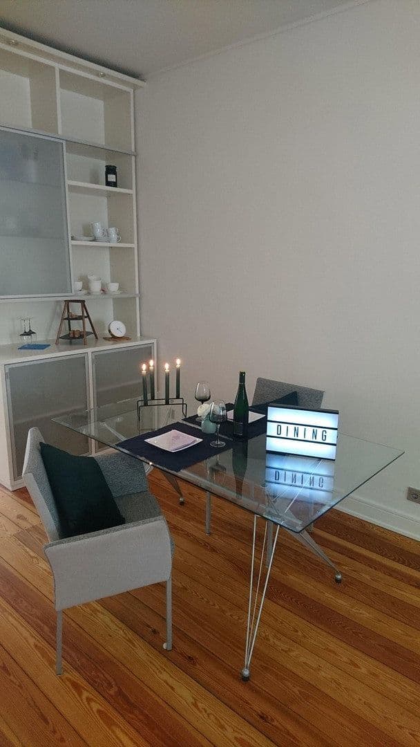 Pronájem bytu 3+1 110 m², Hamburg, Hamburg Pronájem bytu 3+1 110 m², Hamburg, Hamburg