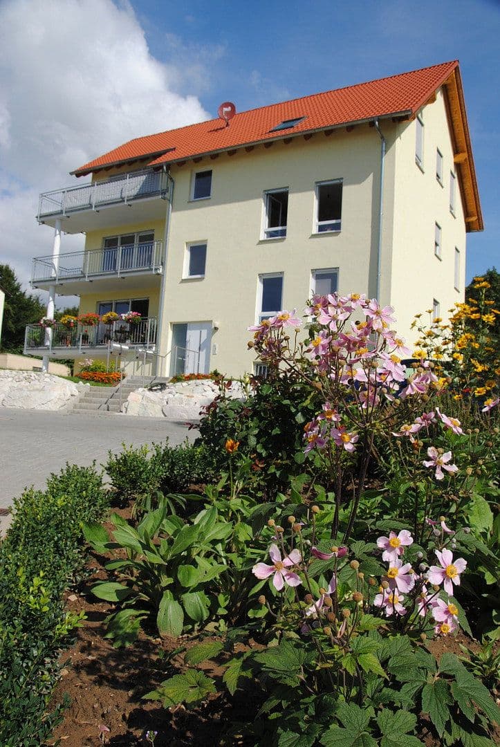 Pronájem bytu 3+1 105 m², Dorn-Assenheimer-Straße 06, Niddatal, Hessen Pronájem bytu 3+1 105 m², Dorn-Assenheimer-Straße 06, Niddatal, Hessen