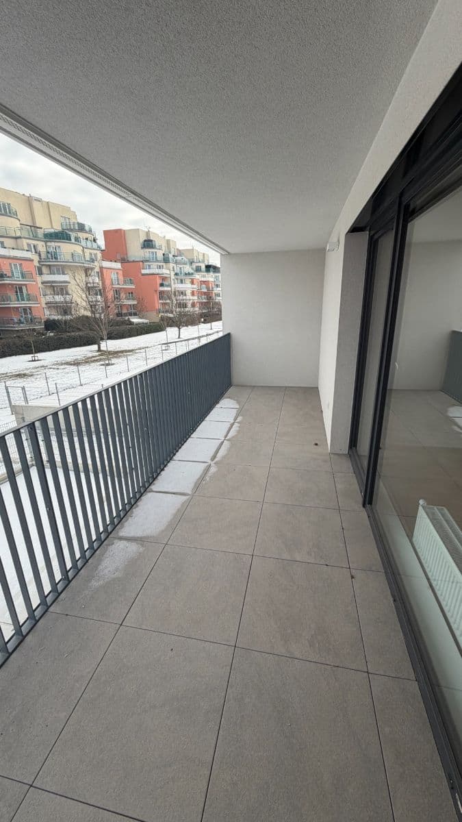 Pronájem bytu 1+kk 35 m², Vyletalova, Praha, Praha Pronájem bytu 1+kk 35 m², Vyletalova, Praha, Praha