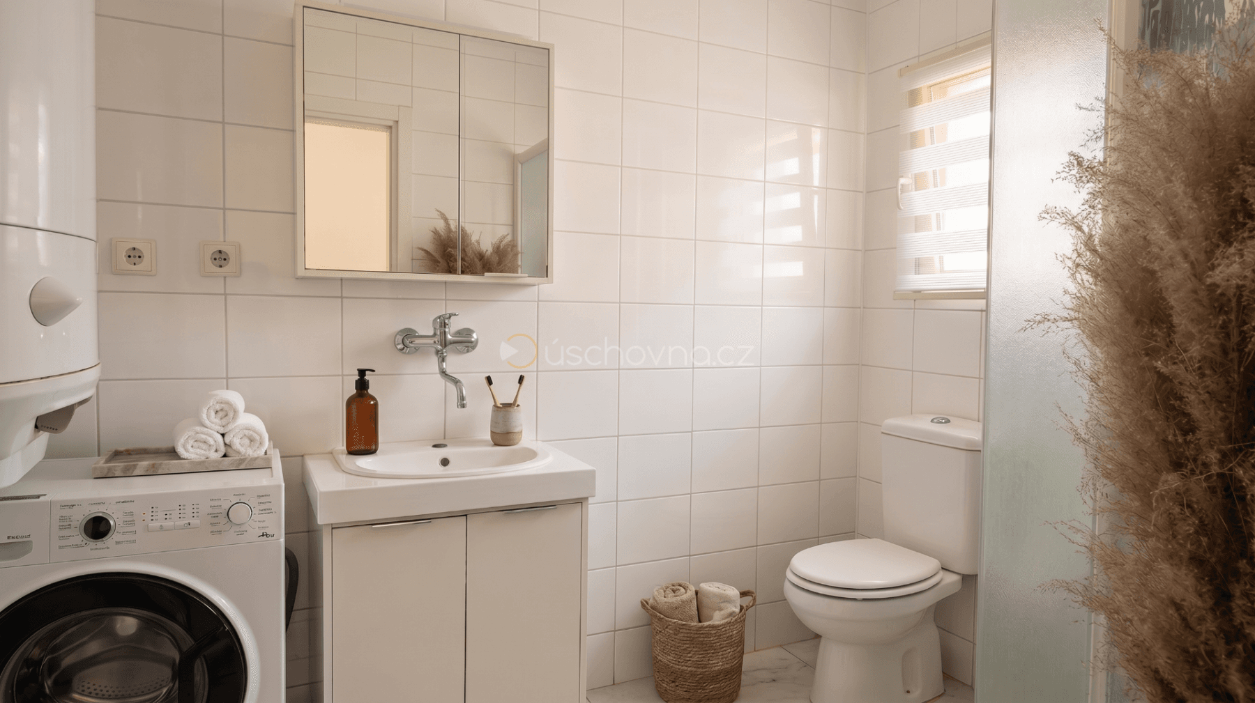 Prodej domu 326 m², pozemek 800 m², U Rozvodny, Libiš, Středočeský kraj Prodej domu 326 m², pozemek 800 m², U Rozvodny, Libiš, Středočeský kraj