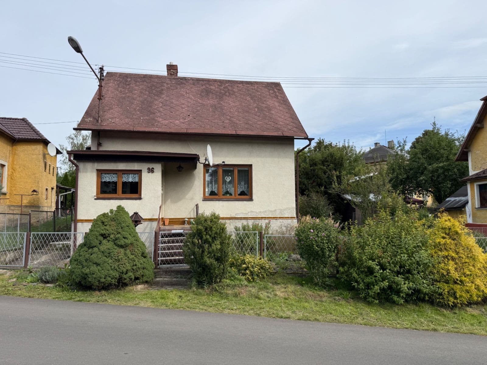 Prodej domu 120 m², pozemek 378 m², Plesná, Karlovarský kraj Prodej domu 120 m², pozemek 378 m², Plesná, Karlovarský kraj