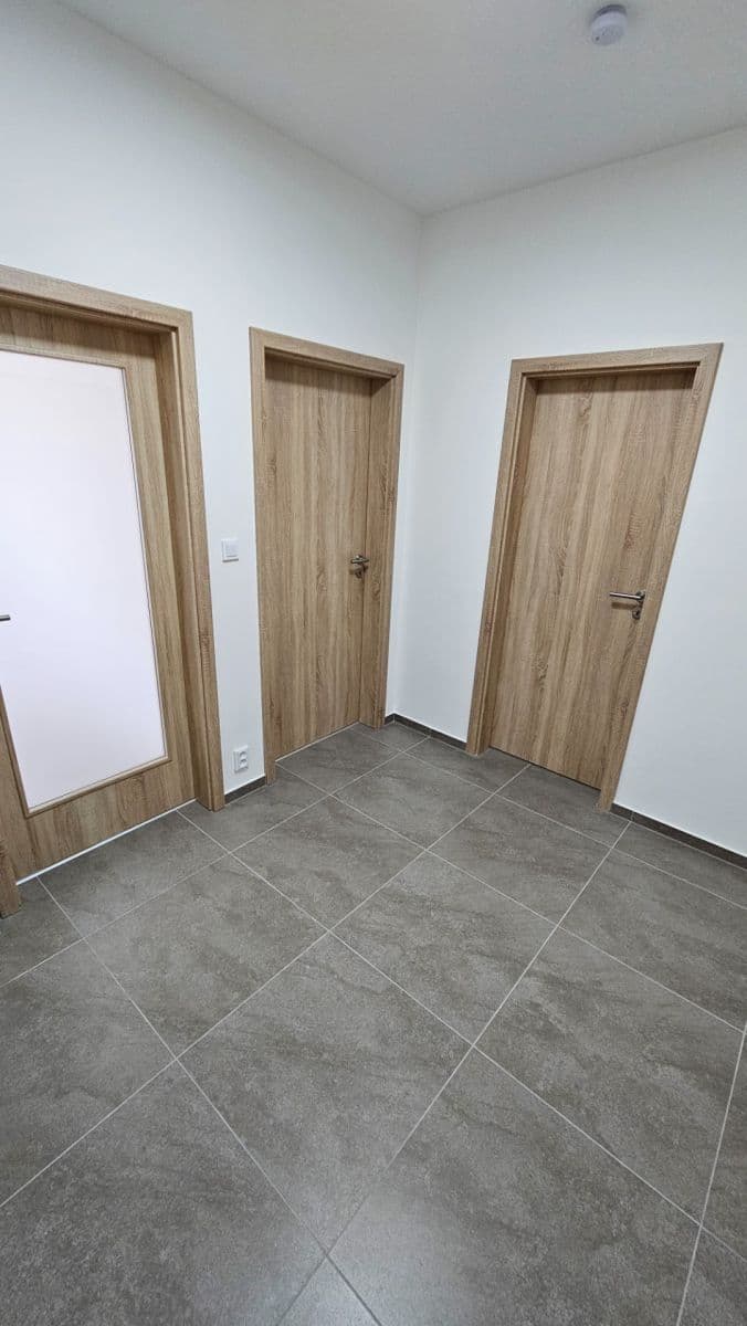 Pronájem bytu 2+kk 64 m², Generála Sedláčka, Brandýs nad Labem-Stará Boleslav, Středočeský kraj Pronájem bytu 2+kk 64 m², Generála Sedláčka, Brandýs nad Labem-Stará Boleslav, Středočeský kraj