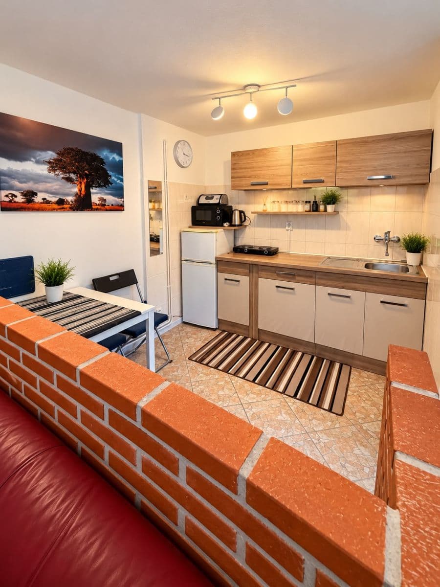 Pronájem bytu 1+kk 30 m², Za Šmatlíkem, Praha, Praha Pronájem bytu 1+kk 30 m², Za Šmatlíkem, Praha, Praha