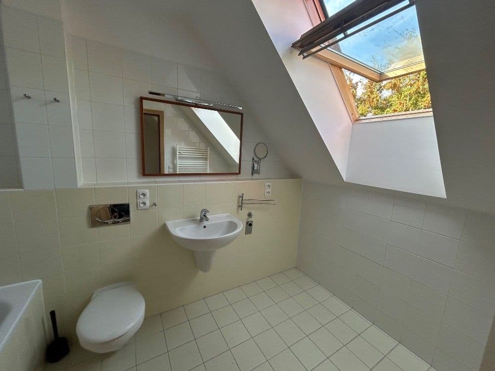 Pronájem bytu 2+kk 60 m², K Náhonu, Praha, Praha Pronájem bytu 2+kk 60 m², K Náhonu, Praha, Praha