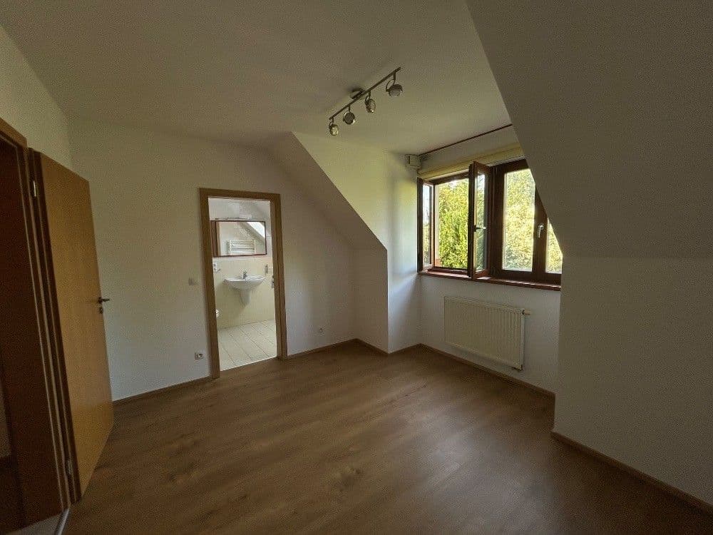 Pronájem bytu 2+kk 60 m², K Náhonu, Praha, Praha Pronájem bytu 2+kk 60 m², K Náhonu, Praha, Praha