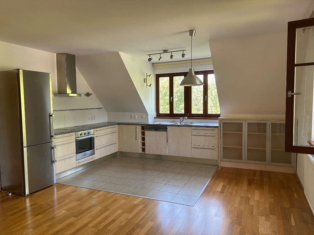 Pronájem bytu 2+kk 60 m², K Náhonu, Praha, Praha Pronájem bytu 2+kk 60 m², K Náhonu, Praha, Praha