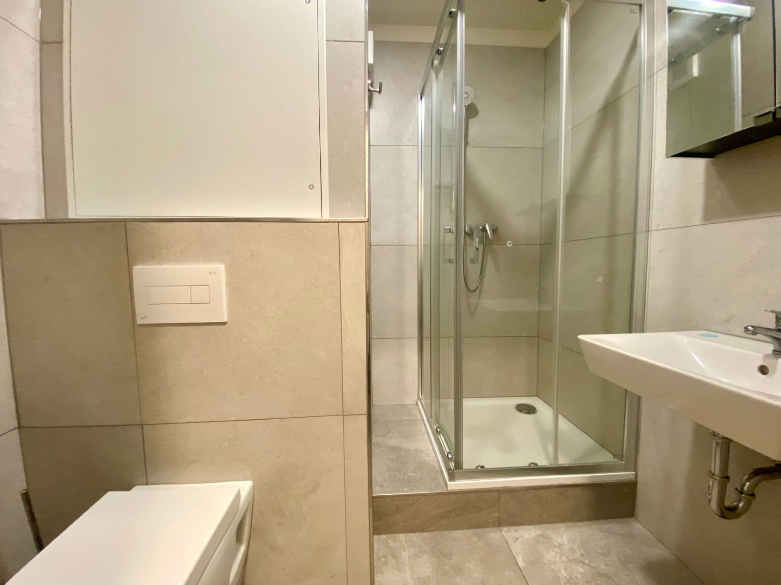 Pronájem bytu 1+kk 28 m², Křivoklátská, Praha, Praha Pronájem bytu 1+kk 28 m², Křivoklátská, Praha, Praha
