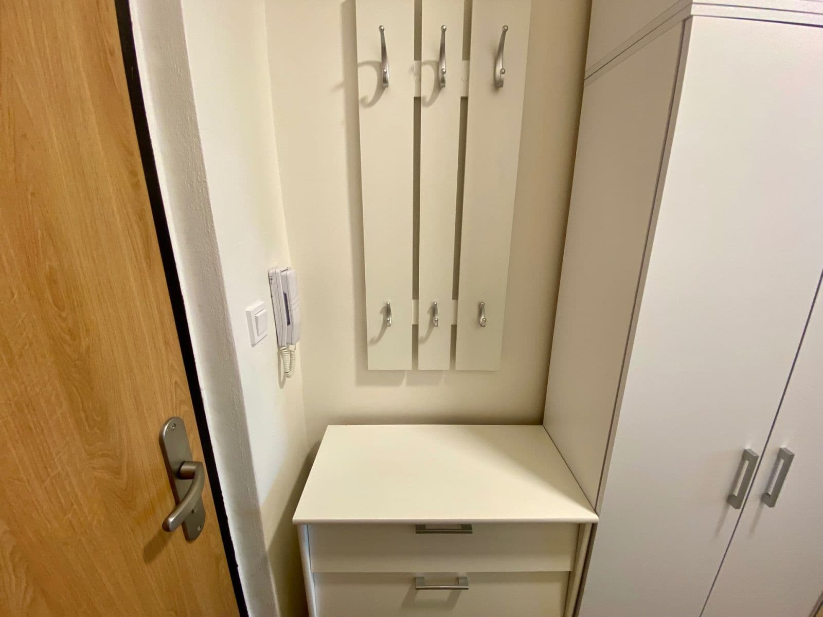 Pronájem bytu 1+kk 28 m², Křivoklátská, Praha, Praha Pronájem bytu 1+kk 28 m², Křivoklátská, Praha, Praha