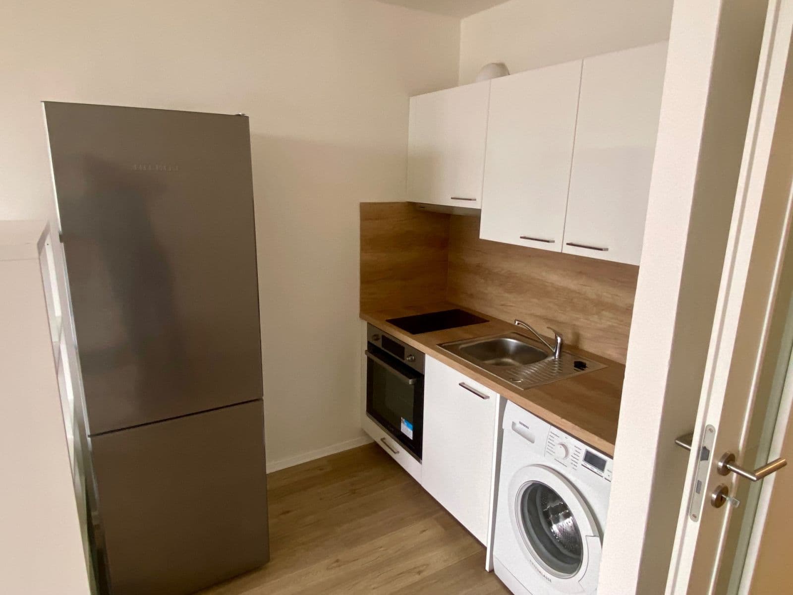 Pronájem bytu 1+kk 28 m², Křivoklátská, Praha, Praha Pronájem bytu 1+kk 28 m², Křivoklátská, Praha, Praha