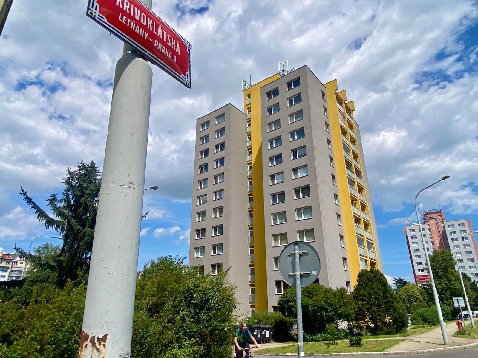 Pronájem bytu 1+kk 28 m², Křivoklátská, Praha, Praha Pronájem bytu 1+kk 28 m², Křivoklátská, Praha, Praha