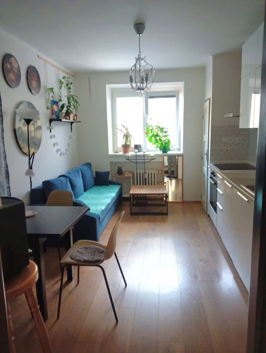 Prodej bytu 2+1 64 m², Karpatská, Praha, Praha Prodej bytu 2+1 64 m², Karpatská, Praha, Praha