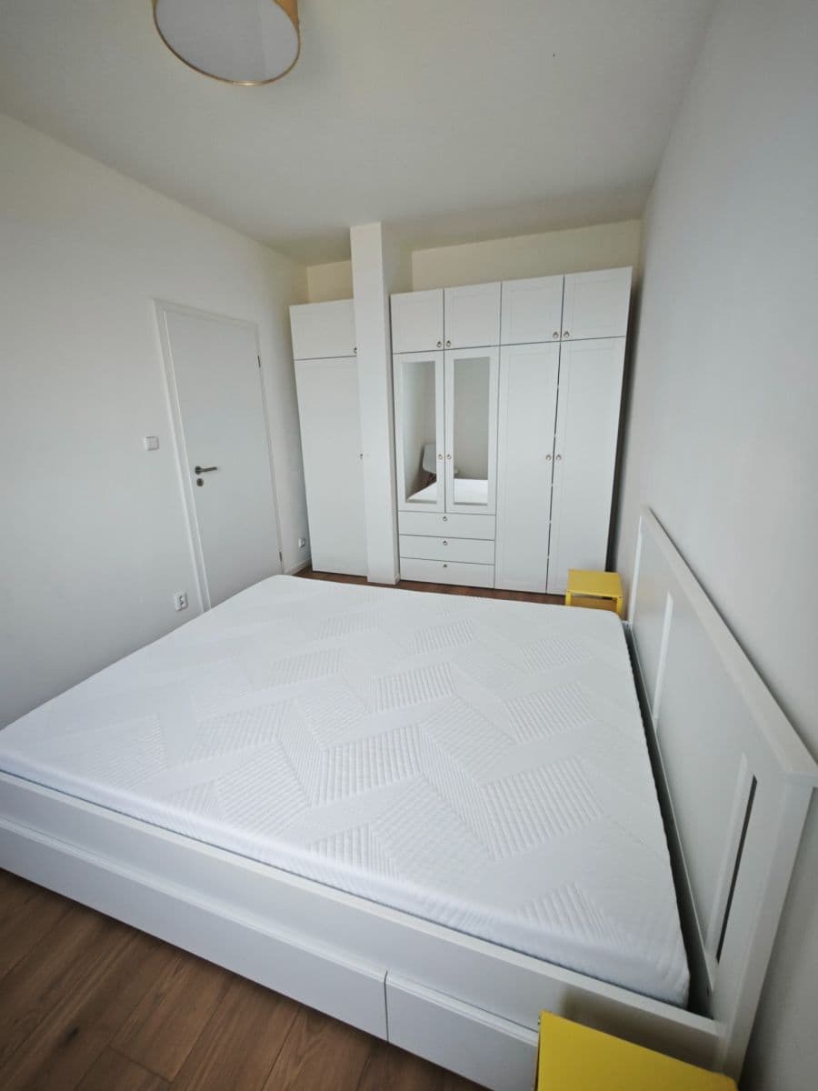 Pronájem bytu 2+kk 54 m², Honzíkova, Praha, Praha Pronájem bytu 2+kk 54 m², Honzíkova, Praha, Praha