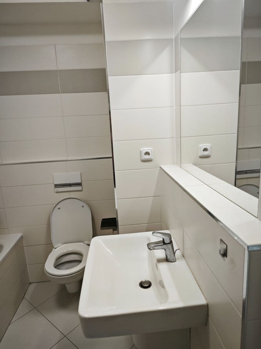 Pronájem bytu 2+kk 54 m², Honzíkova, Praha, Praha Pronájem bytu 2+kk 54 m², Honzíkova, Praha, Praha