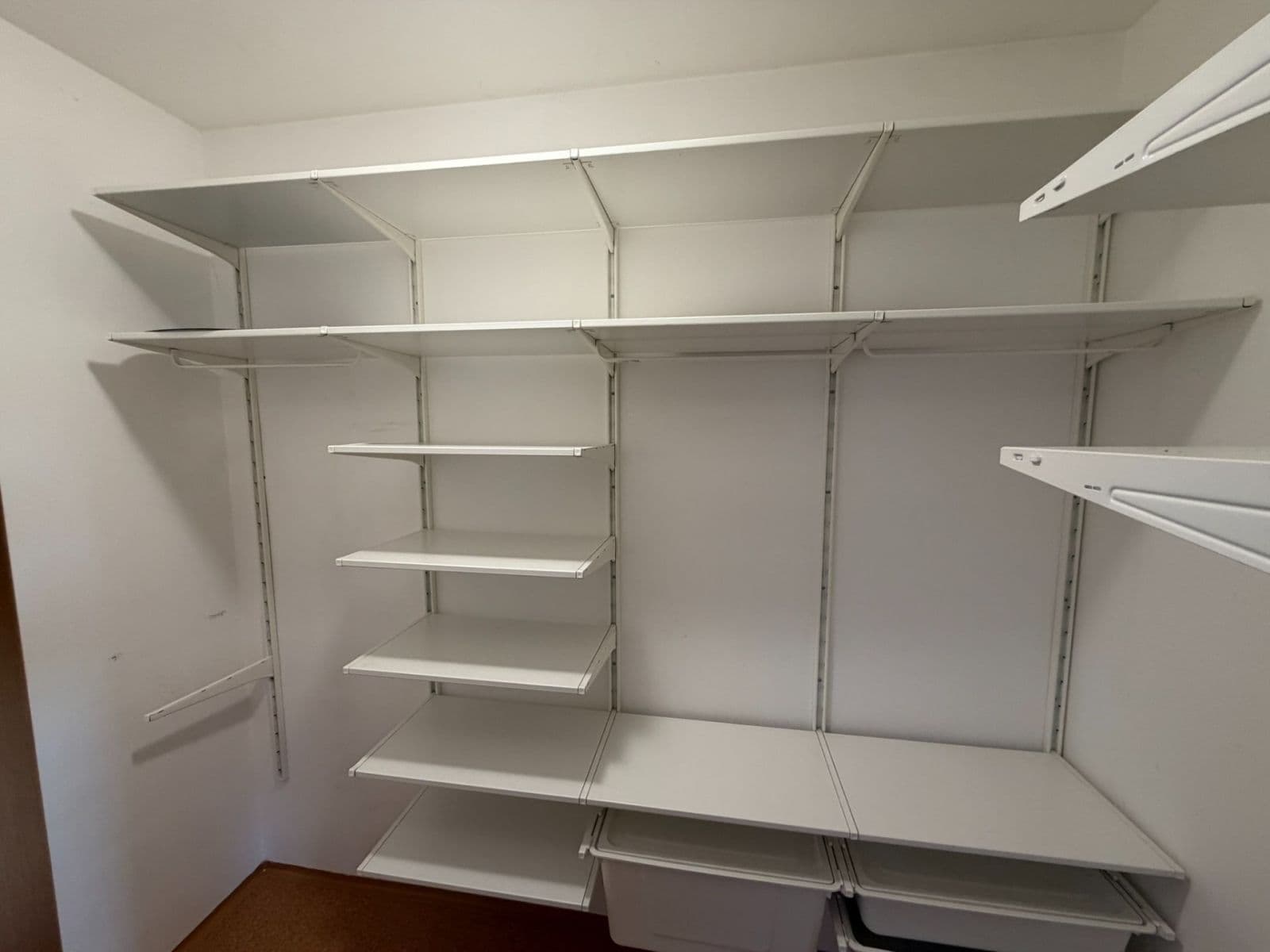Pronájem bytu 4+kk 100 m², Chlumova, Jihlava, Kraj Vysočina Pronájem bytu 4+kk 100 m², Chlumova, Jihlava, Kraj Vysočina