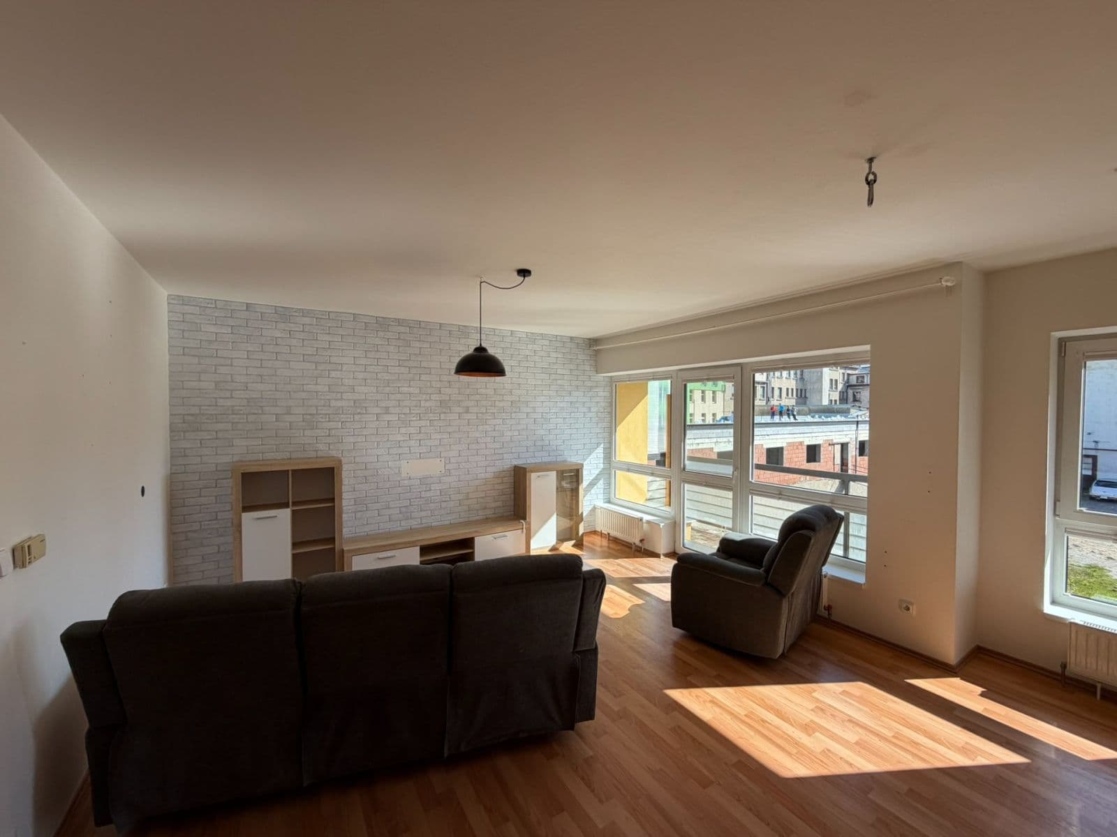 Pronájem bytu 4+kk 100 m², Chlumova, Jihlava, Kraj Vysočina Pronájem bytu 4+kk 100 m², Chlumova, Jihlava, Kraj Vysočina