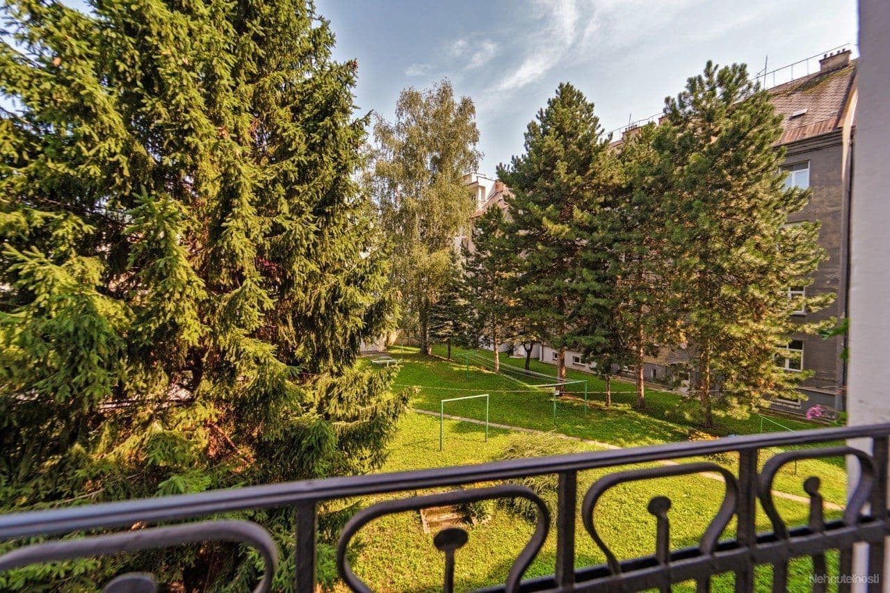 Pronájem bytu 2+1 63 m², Republiky, Žilina, Žilinský kraj Pronájem bytu 2+1 63 m², Republiky, Žilina, Žilinský kraj