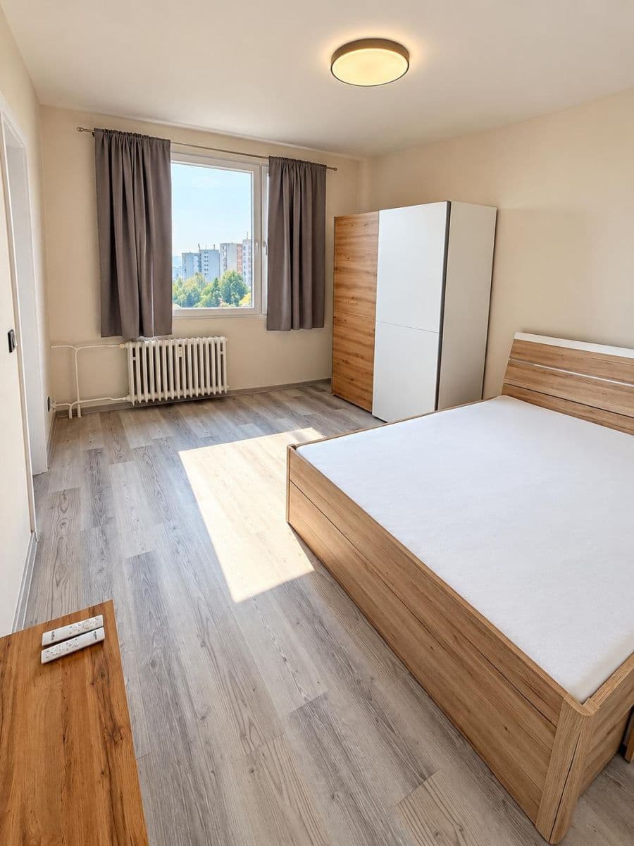 Pronájem bytu 2+kk 36 m², Železničářská, Česká Lípa, Liberecký kraj Pronájem bytu 2+kk 36 m², Železničářská, Česká Lípa, Liberecký kraj