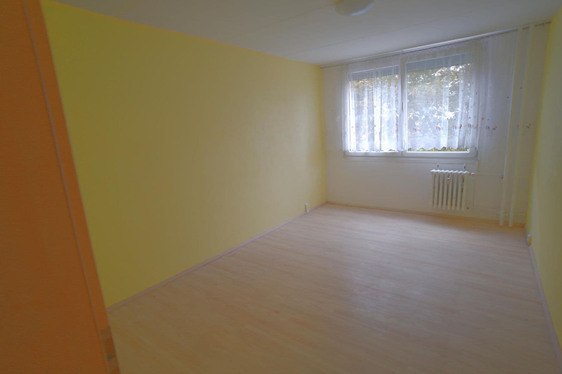 Pronájem bytu 3+1 80 m², Zrzavého, Praha, Praha Pronájem bytu 3+1 80 m², Zrzavého, Praha, Praha