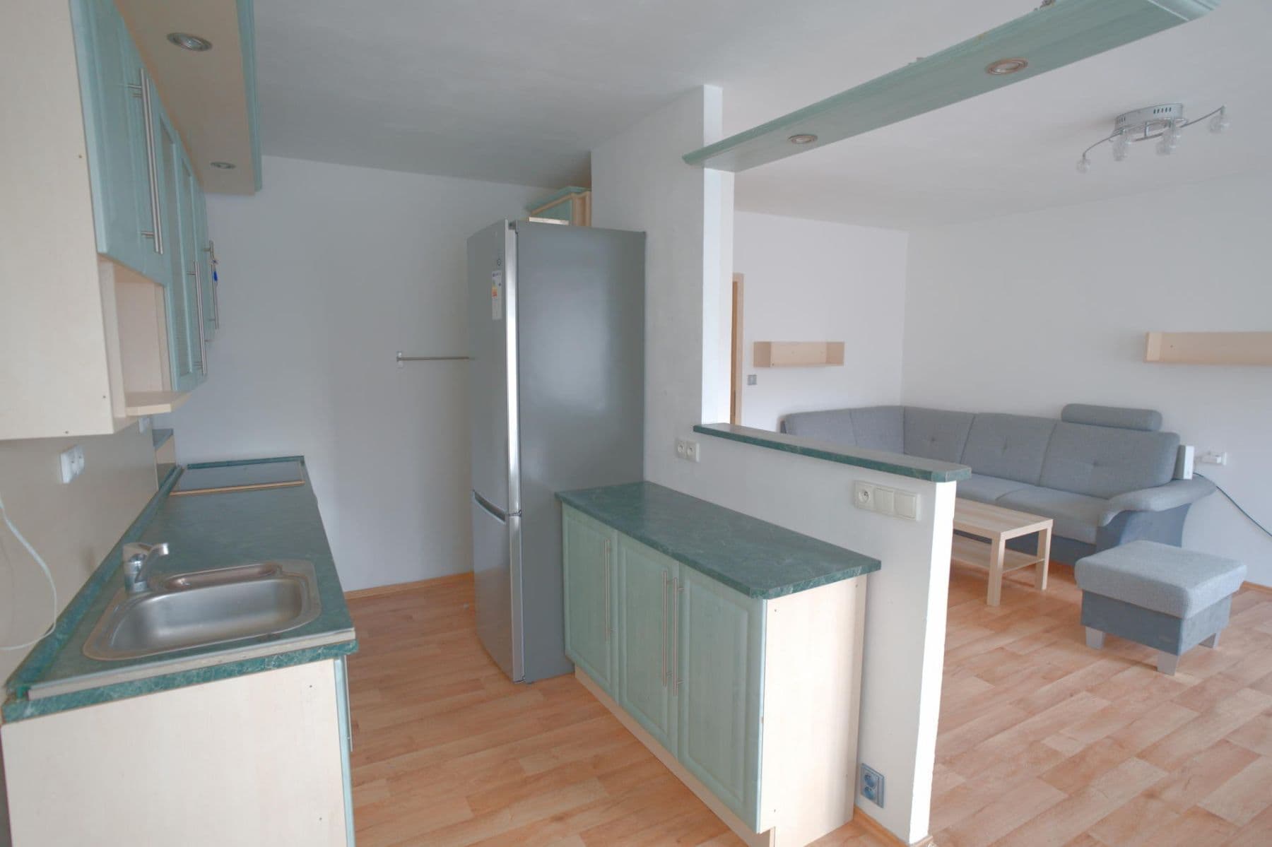 Pronájem bytu 3+1 80 m², Zrzavého, Praha, Praha Pronájem bytu 3+1 80 m², Zrzavého, Praha, Praha
