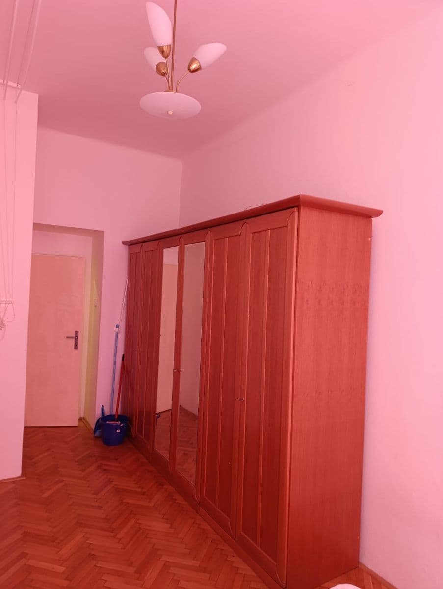 Pronájem bytu 2+kk 43 m², Sudoměřská, Praha, Praha Pronájem bytu 2+kk 43 m², Sudoměřská, Praha, Praha