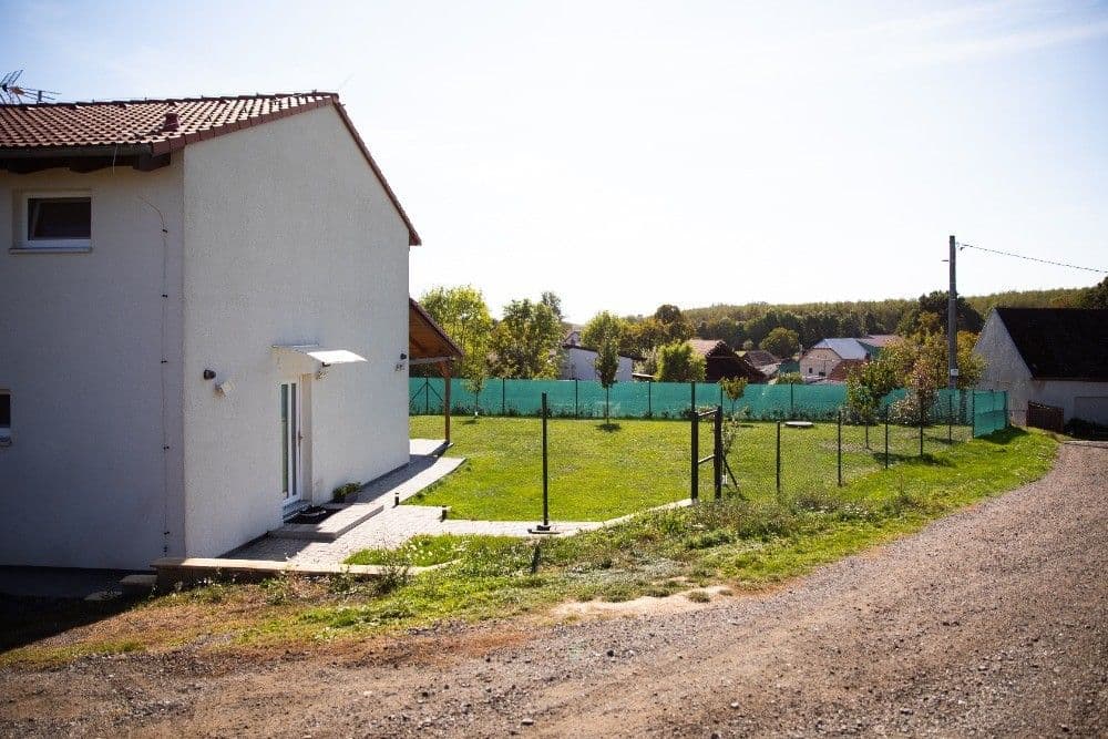 Prodej domu 118 m², pozemek 2.560 m², Postupice, Středočeský kraj Prodej domu 118 m², pozemek 2.560 m², Postupice, Středočeský kraj