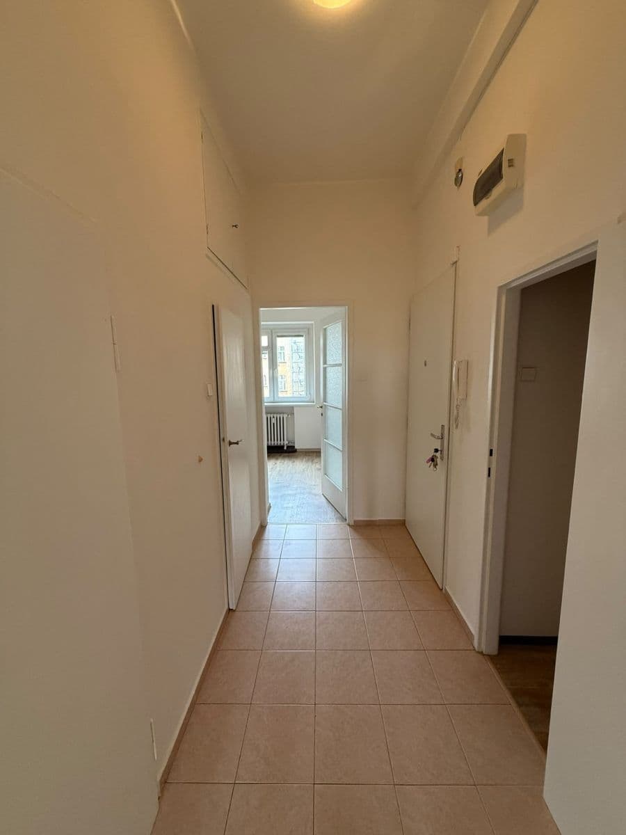 Pronájem bytu 1+1 35 m², Ondříčkova, Praha, Praha Pronájem bytu 1+1 35 m², Ondříčkova, Praha, Praha