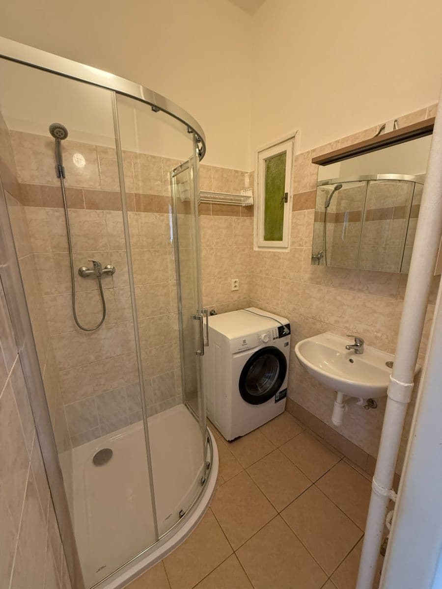 Pronájem bytu 1+1 35 m², Ondříčkova, Praha, Praha Pronájem bytu 1+1 35 m², Ondříčkova, Praha, Praha