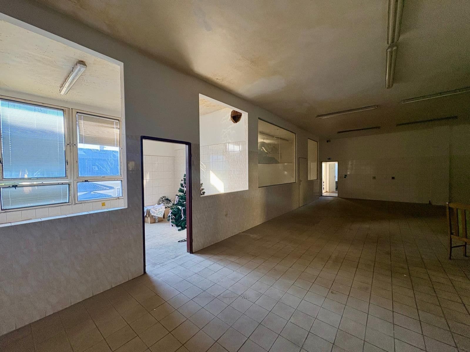 Prodej nebytového prostoru 1.056 m², Na Aleji, Frýdek-Místek, Moravskoslezský kraj Prodej nebytového prostoru 1.056 m², Na Aleji, Frýdek-Místek, Moravskoslezský kraj